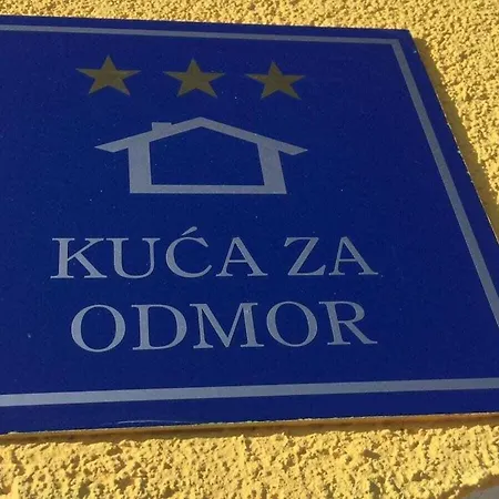 In With Swimming Pool Dom wakacyjny