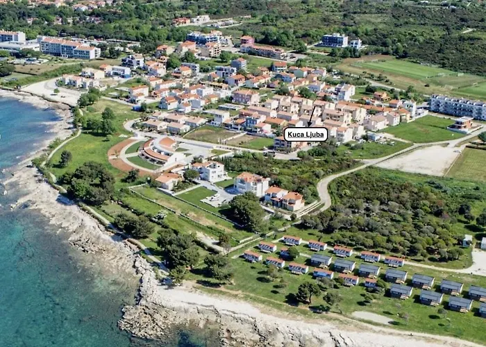 펜션 In With Swimming Pool *